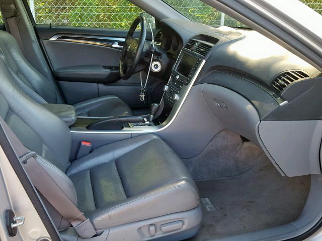 19UUA66266A070651 - 2006 ACURA 3.2TL SILVER photo 5