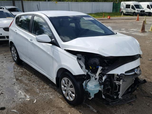 KMHCT5AE1GU243942 - 2016 HYUNDAI ACCENT SE WHITE photo 1