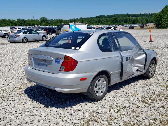 KMHCG35C35U357472 - 2005 HYUNDAI ACCENT GS SILVER photo 4