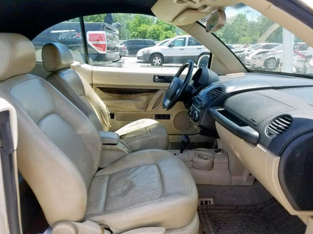 3VWCK21Y03M310140 - 2003 VOLKSWAGEN NEW BEETLE კრემისფერი ფოტო 5