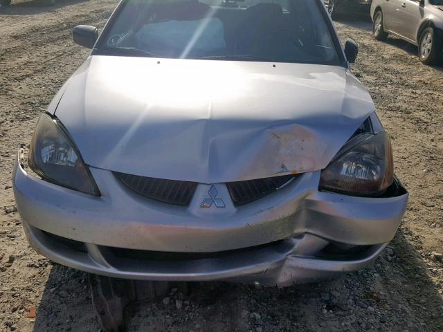 JA3AJ26E14U066828 - 2004 MITSUBISHI LANCER ES SILVER photo 9