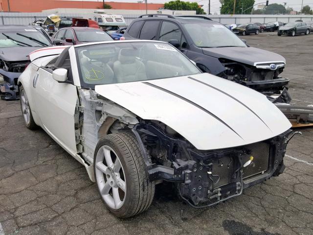 JN1AZ36A85M752219 - 2005 NISSAN 350Z ROADS WHITE photo 1