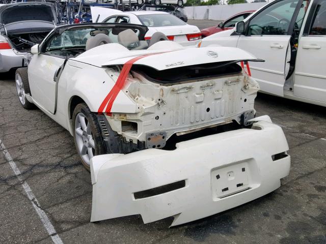 JN1AZ36A85M752219 - 2005 NISSAN 350Z ROADS WHITE photo 3