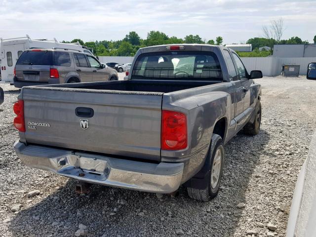 1D7HE42K55S267159 - 2005 DODGE DAKOTA SLT GRAY photo 4