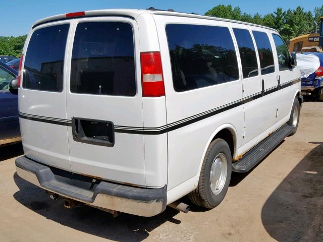 1GDFH15T041125233 - 2004 GMC SAVANA RV WHITE photo 4