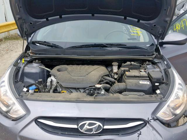 KMHCT4AE7HU289481 - 2017 HYUNDAI ACCENT SE GRAY photo 7