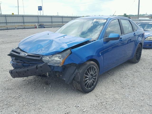 1FAHP3GN7AW167140 - 2010 FORD FOCUS SES BLUE photo 2