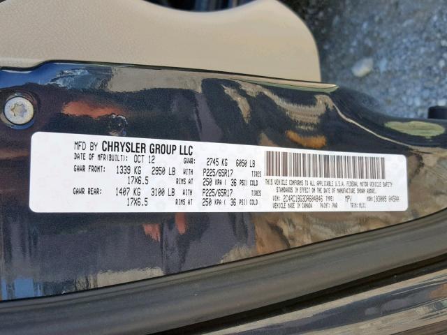 2C4RC1BG3DR604846 - 2013 CHRYSLER TOWN & COU BLUE photo 10