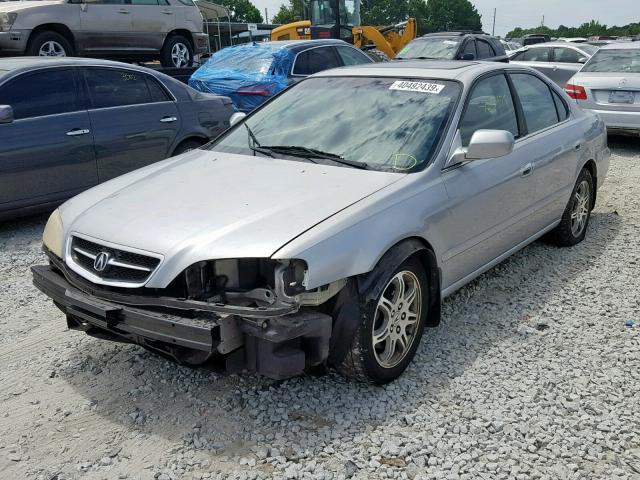 19UUA5662YA047318 - 2000 ACURA 3.2TL SILVER photo 2