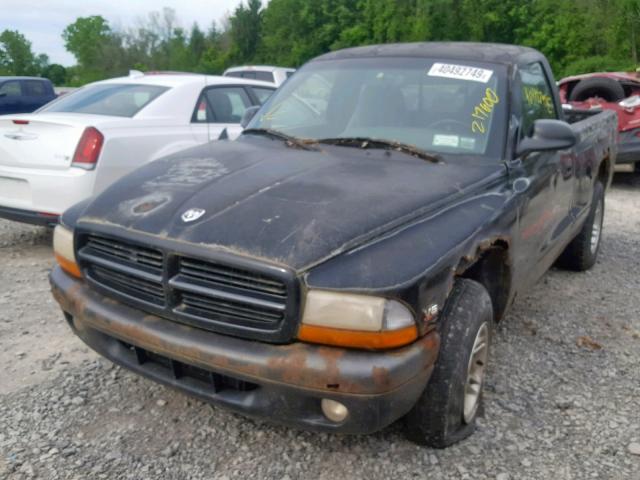 1B7FL26X6XS233042 - 1999 DODGE DAKOTA BLACK photo 2