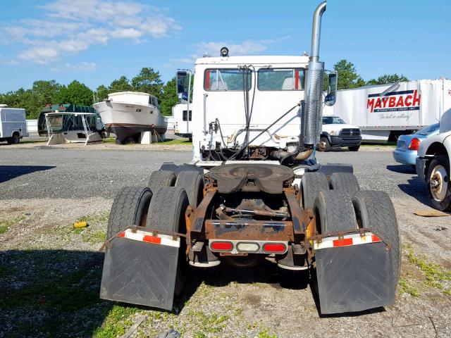 1FUYTMDB1YHF01002 - 2000 FREIGHTLINER MEDIUM CON WHITE photo 6