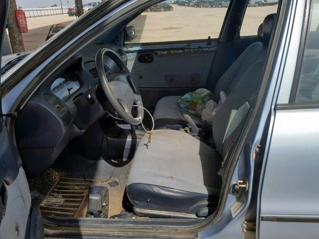 1Y1SK5368PZ055202 - 1993 GEO PRIZM BASE ლურჯი ფოტო 5