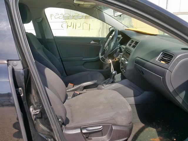 3VW2K7AJ6BM018843 - 2011 VOLKSWAGEN JETTA BASE BLACK photo 5