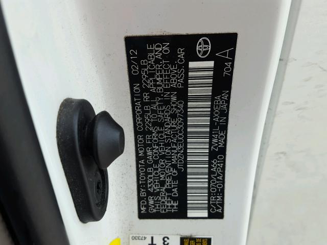 JTDZN3EU0C3097340 - 2012 TOYOTA PRIUS V WHITE photo 10