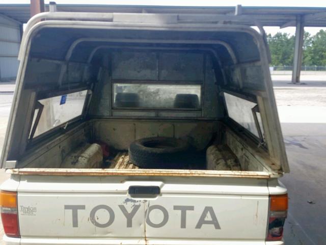 JT4RN50R3G0163577 - 1986 TOYOTA PICKUP 1/2 WHITE photo 6