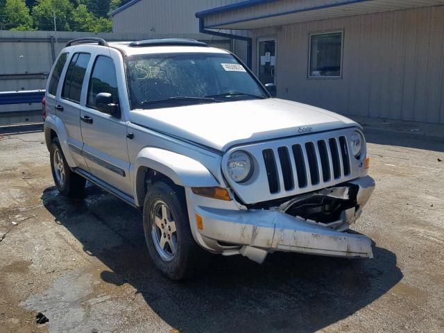 1J4GL38K85W683870 - 2005 JEEP LIBERTY RE SILVER photo 1