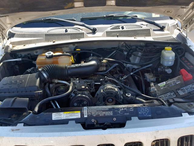 1J4GL38K85W683870 - 2005 JEEP LIBERTY RE SILVER photo 7