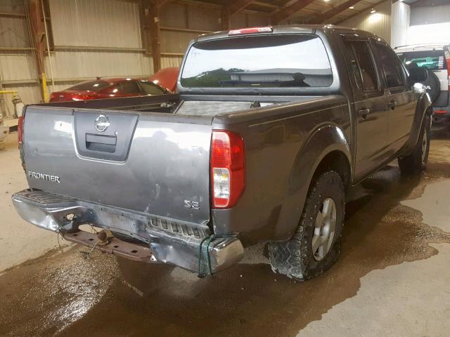 1N6AD07U65C458761 - 2005 NISSAN FRONTIER C GRAY photo 4