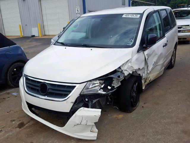 2V4RW4DG3BR805106 - 2011 VOLKSWAGEN ROUTAN S WHITE photo 2