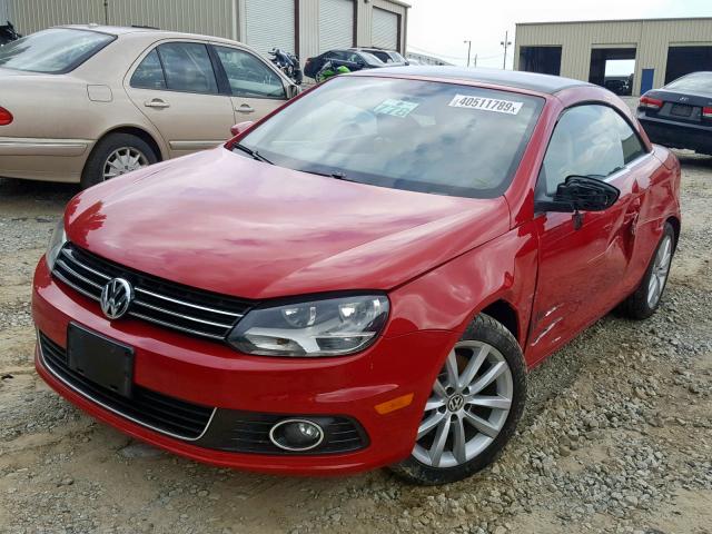 WVWBW8AH9EV001281 - 2014 VOLKSWAGEN EOS KOMFOR RED photo 2