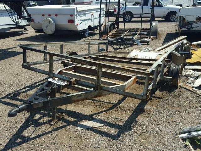 1B9BCDD28X1072442 - 1999 UTILITY TRAILER 烧焦的 照片 2