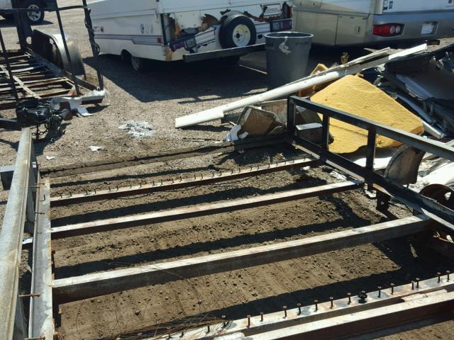 1B9BCDD28X1072442 - 1999 UTILITY TRAILER 烧焦的 照片 6