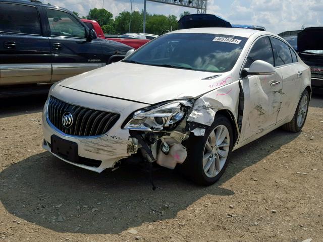 2G4GN5EX8E9248962 - 2014 BUICK REGAL PREM WHITE photo 2