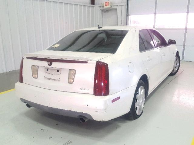 1G6DW677860120839 - 2006 CADILLAC STS WHITE photo 4