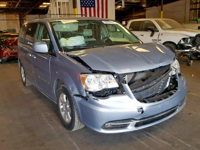 2C4RC1BG0DR526865 - 2013 CHRYSLER TOWN & COU BLUE photo 1