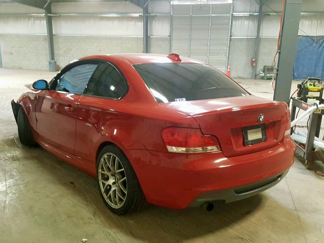 WBAUC73509VK80251 - 2009 BMW 135 I RED photo 3