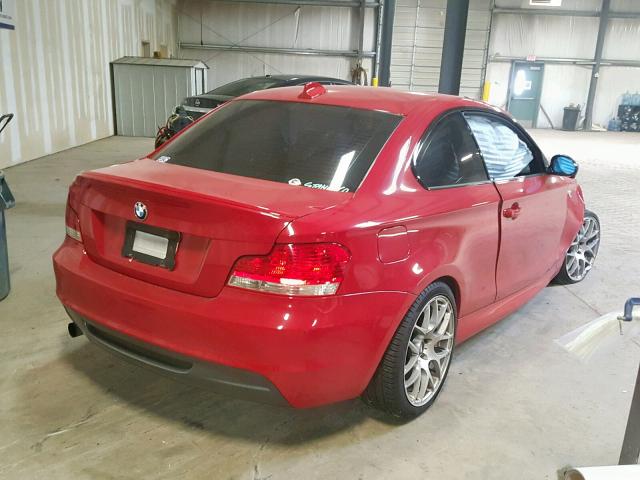 WBAUC73509VK80251 - 2009 BMW 135 I RED photo 4