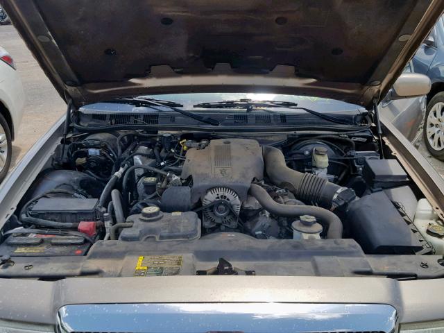 2MEFM75W64X638456 - 2004 MERCURY GRAND MARQ TAN photo 7