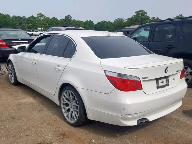 WBANA53555B859729 - 2005 BMW 525 I WHITE photo 3