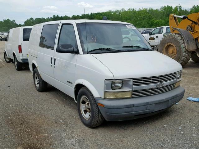 1GCDM19W01B139876 - 2001 CHEVROLET ASTRO WHITE photo 1