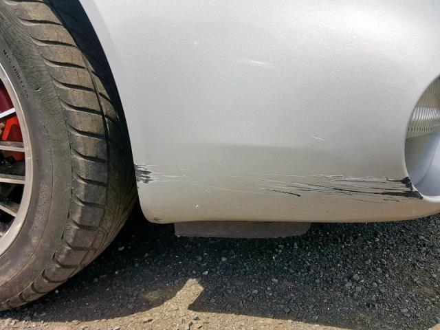 2G2WR524741143572 - 2004 PONTIAC GRAND PRIX SILVER photo 9