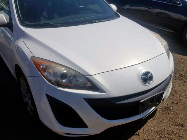 JM1BL1UF1B1370066 - 2011 MAZDA 3 I WHITE photo 9