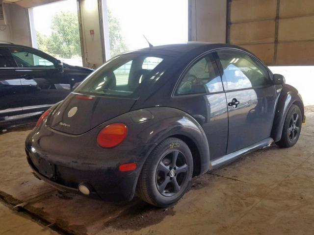 3VWFE21C72M437801 - 2002 VOLKSWAGEN NEW BEETLE შავი ფოტო 4