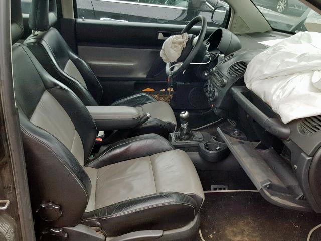3VWFE21C72M437801 - 2002 VOLKSWAGEN NEW BEETLE შავი ფოტო 5