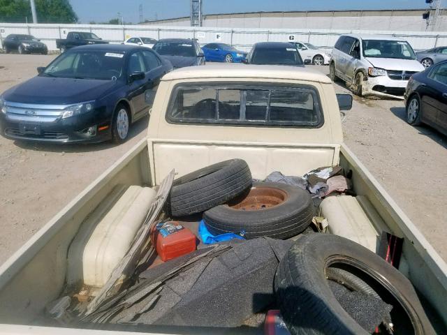 JT4RN34R2B0023009 - 1981 TOYOTA PICKUP 1/2 CREAM photo 6