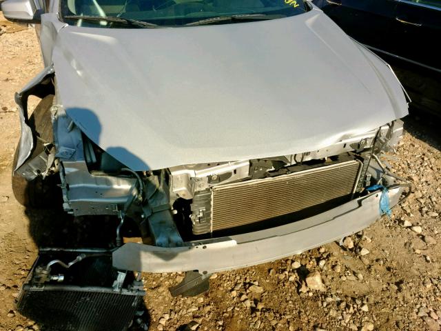 1G11C5SAXDF125050 - 2013 CHEVROLET MALIBU 1LT 银色 照片 9