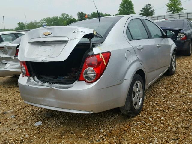 1G1JA5SH1E4235341 - 2014 CHEVROLET SONIC LS 银色 照片 4