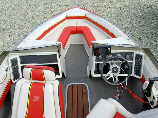 LAR16990E888 - 1988 OTHR BOAT RED photo 5