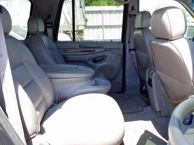5LMPU28L6WLJ29695 - 1998 LINCOLN NAVIGATOR 黑色 照片 6