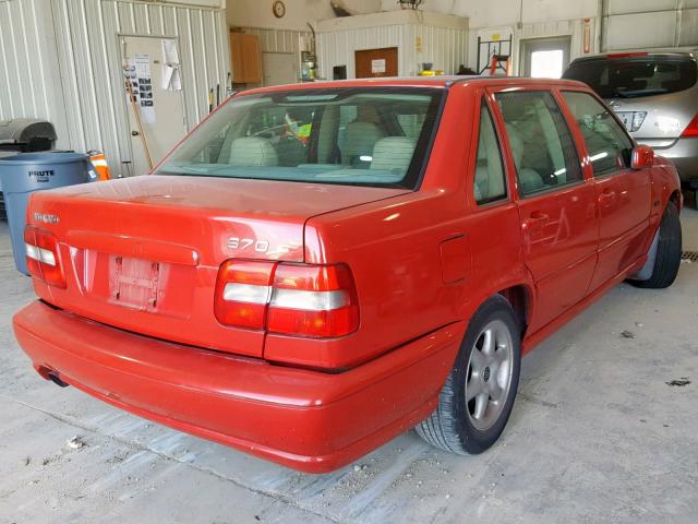 YV1LS5573W1509863 - 1998 VOLVO S70 RED photo 4