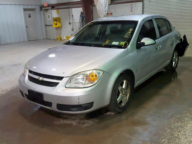 1G1AL55F967708388 - 2006 CHEVROLET COBALT LT SILVER photo 2