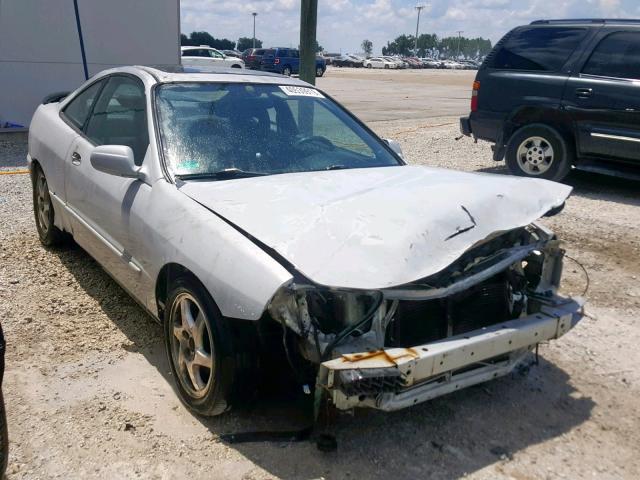 JH4DC4465TS018662 - 1996 ACURA INTEGRA SE SILVER photo 1