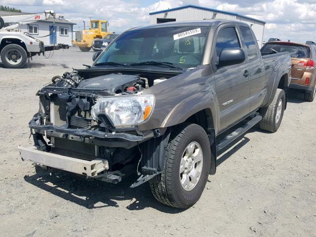 5TFUU4EN0EX085339 - 2014 TOYOTA TACOMA TAN photo 2