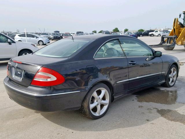 WDBTJ65J84F116188 - 2004 MERCEDES-BENZ CLK 320C BLACK photo 4