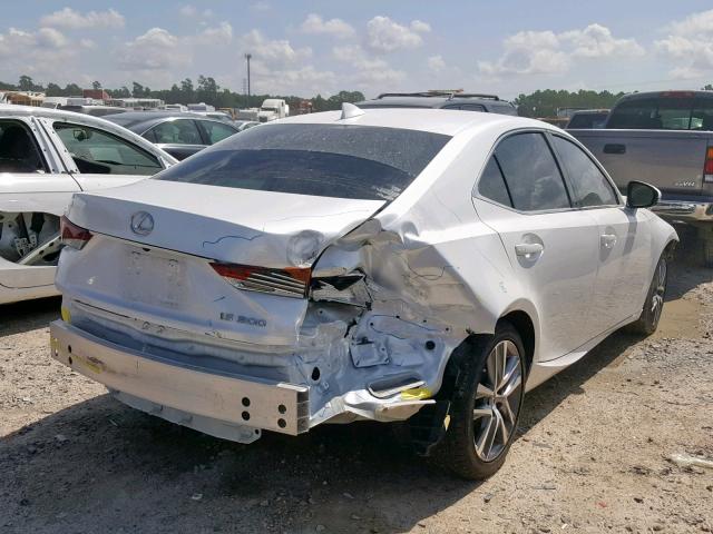 JTHBA1D21J5071265 - 2018 LEXUS IS 300 WHITE photo 4