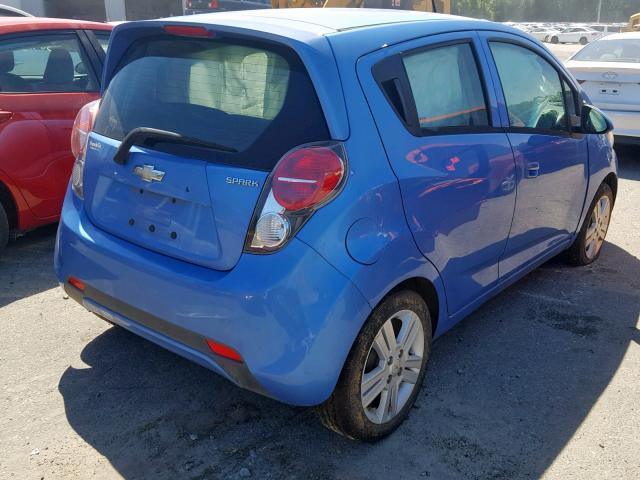 KL8CD6S91DC615346 - 2013 CHEVROLET SPARK 1LT BLUE photo 4